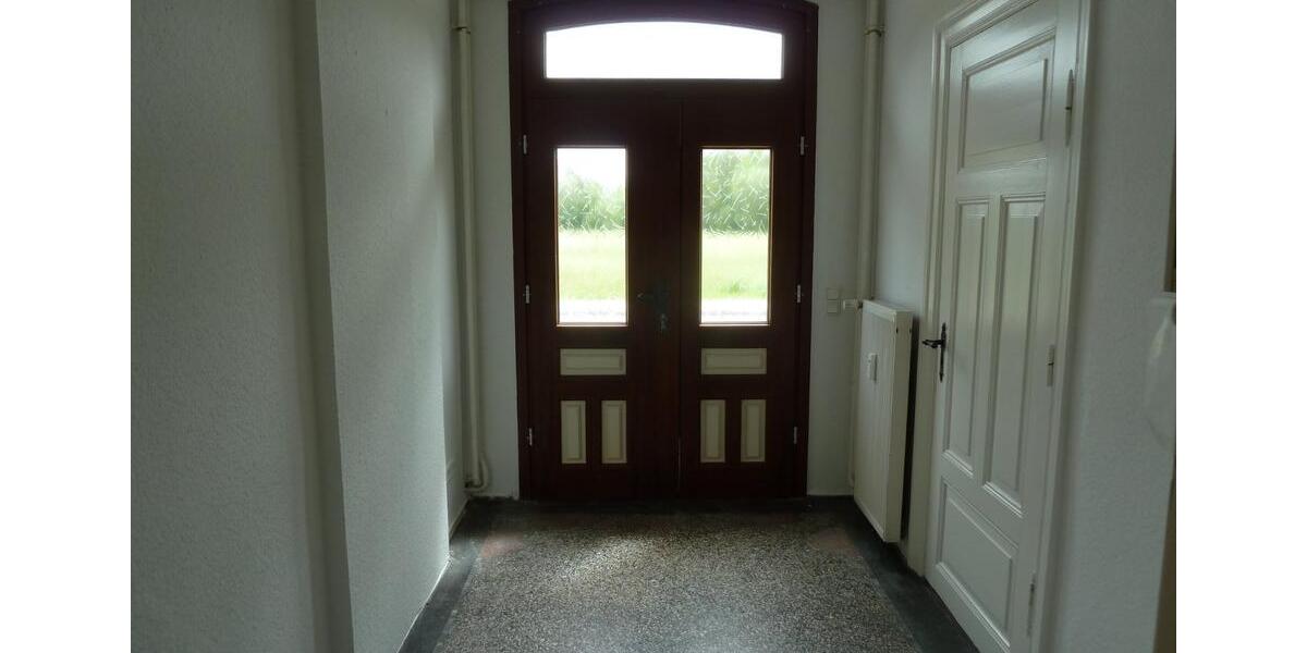 4,5 Zimmer Wohnung auch als Büro-bzw. Praxisfläche nutzbar 4.5 zimmer