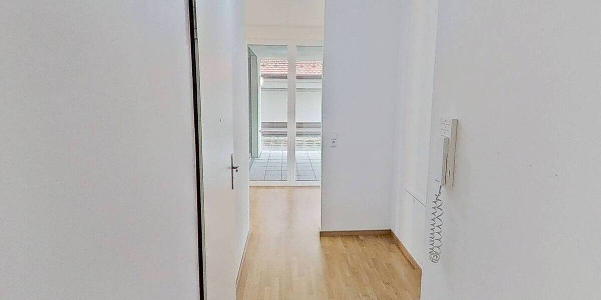 Etagenwohnung Ulm Mitte - 4 Zimmer, 174 m&sup2;, 2.400&euro; | Angebot:25736378