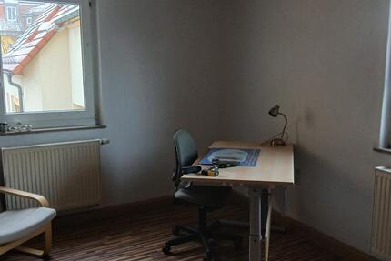 Neuvermietung, 2-er WG, 2 Zimmer je.18 qm, Studenten WG. 1 zimmer