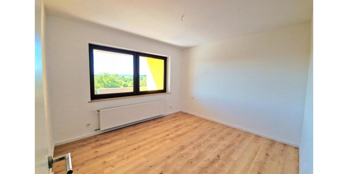 Etagenwohnung Trier Kürenz - 3 Zimmer, 83 m&sup2;, 1.100&euro; | Angebot:26699779