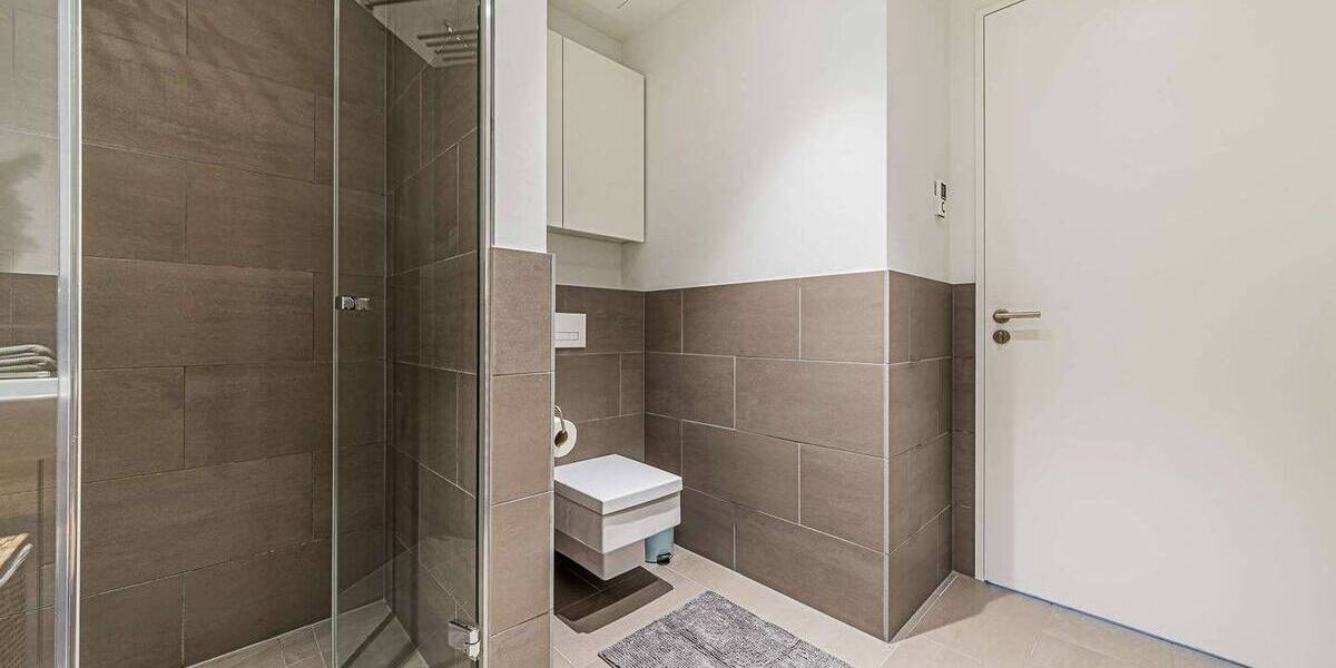 Etagenwohnung Frankfurt am Main Sachsenhausen - 2 Zimmer, 67 m&sup2;, 2.650&euro; | Angebot:25726226