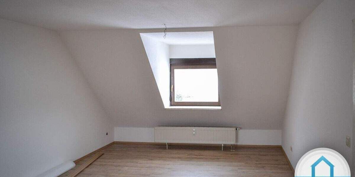 Etagenwohnung Gersdorf - 2 Zimmer, 43 m&sup2;, 260&euro; | Angebot:25165929