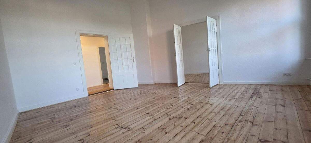 Wohnung in Tegel sucht neuen Mieter! 4 zimmer