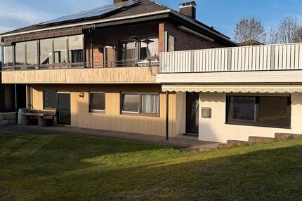 Wohnung Eschenburg - 3 Zimmer, 90 m&sup2;, 950&euro; | Angebot:26396308
