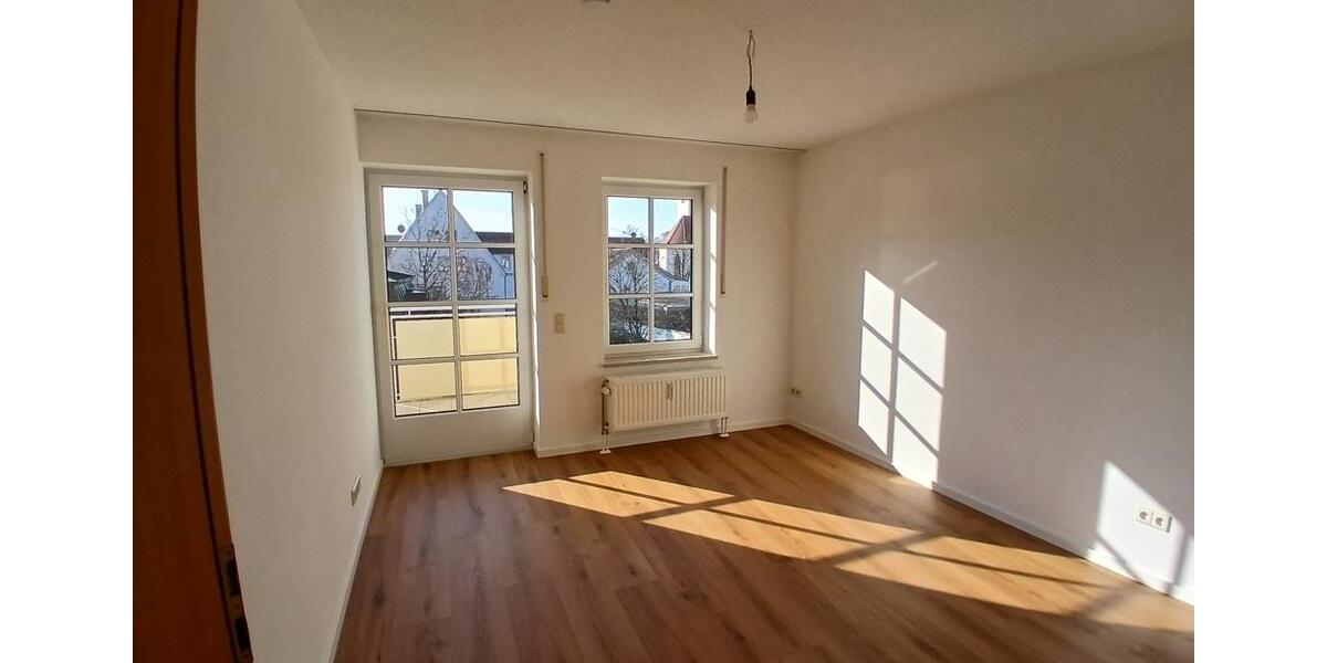 Etagenwohnung Thannhausen - 3 Zimmer, 86 m&sup2;, 930&euro; | Angebot:26645463