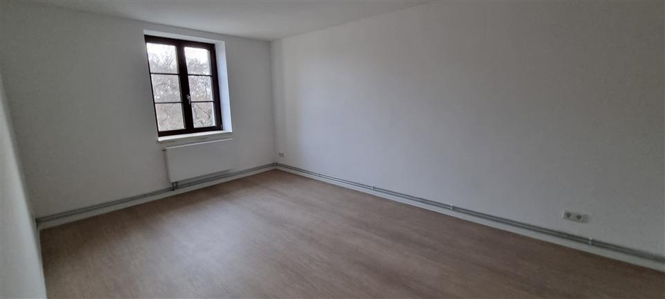 Etagenwohnung Neustrelitz - 4 Zimmer, 110 m&sup2;, 1.098&euro; | Angebot:23225600