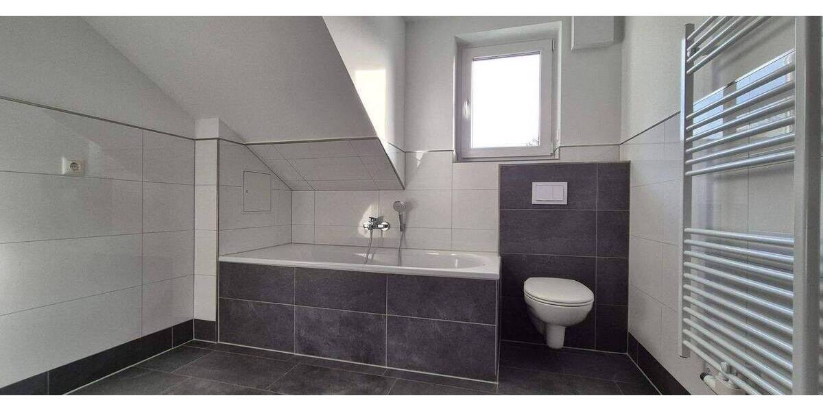 Etagenwohnung Bergen auf Rügen Bergen - 3 Zimmer, 84 m&sup2;, 925&euro; | Angebot:26804349