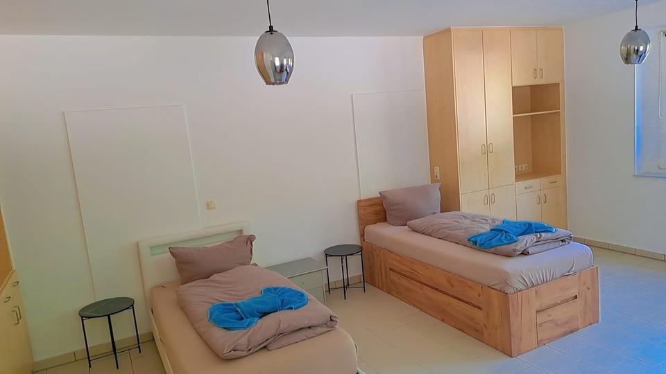 Wohnen auf Zeit Wiesmoor - 4 Zimmer, 90 m&sup2;, 20&euro; | Angebot:26057930