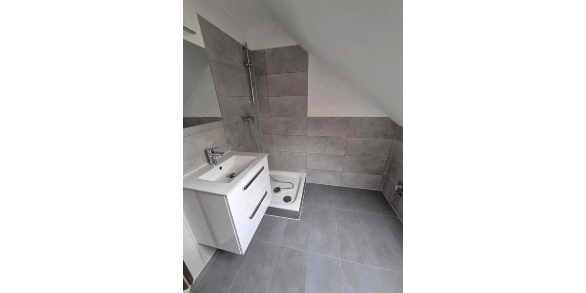 Dachgeschoßwohnung Kiel Meimersdorf - 2 Zimmer, 70 m&sup2;, 1.020&euro; | Angebot:25405786