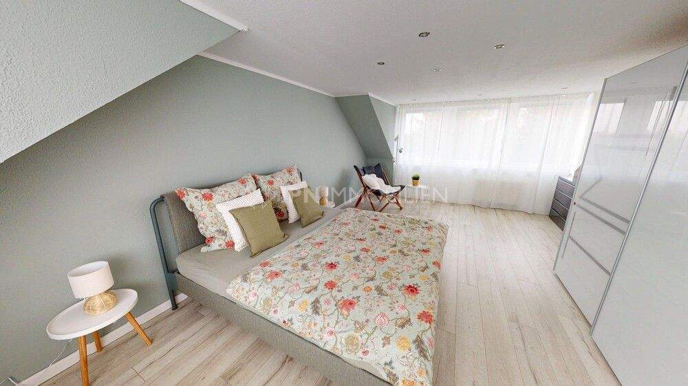 Etagenwohnung Rostock Dierkow-Neu - 2 Zimmer, 105 m&sup2;, 1.155&euro; | Angebot:25837652