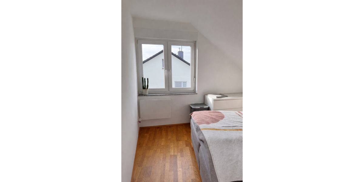 Dachgeschoßwohnung Haan - 2.5 Zimmer, 78 m&sup2;, 1.050&euro; | Angebot:25833787
