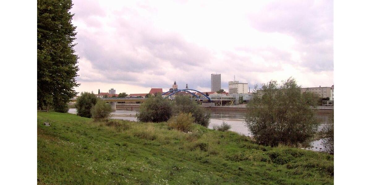 Dachgeschoßwohnung Frankfurt (Oder) Beresinchen - 2 Zimmer, 65 m&sup2;, 409&euro; | Angebot:25541085