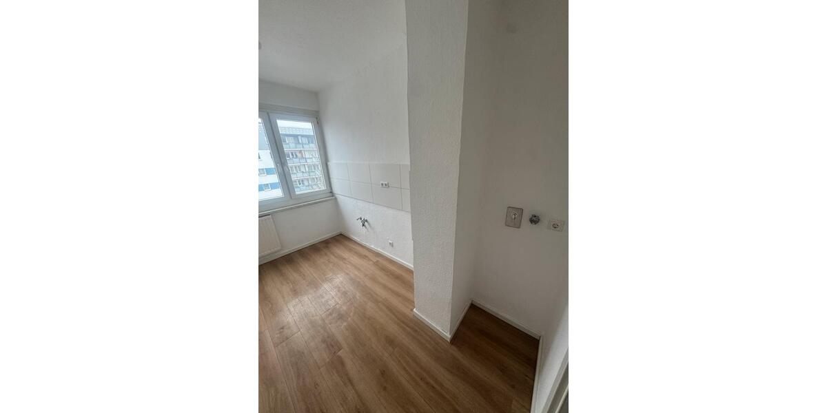 Etagenwohnung Magdeburg Neue Neustadt - 4 Zimmer, 70 m&sup2;, 545&euro; | Angebot:25805151