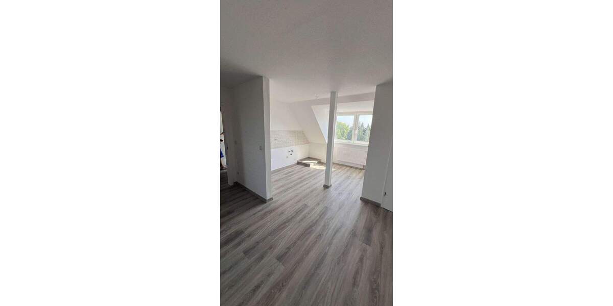 Etagenwohnung BORNA-Neukirchen Neukirchen - 2 Zimmer, 54 m&sup2;, 398&euro; | Angebot:24515191