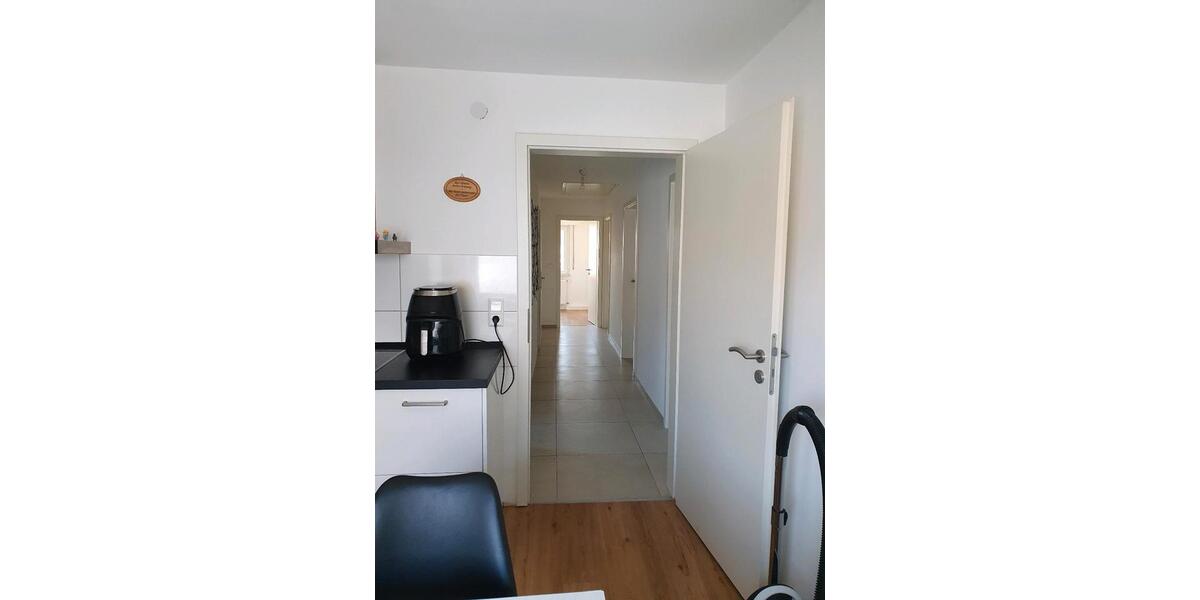 Wohnen auf Zeit Ludwigsburg Eglosheim - 4 Zimmer, 80 m&sup2;, 650&euro; | Angebot:26165351