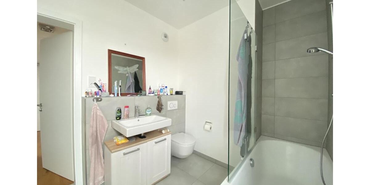 Etagenwohnung Friedberg (Hessen) - 4 Zimmer, 98 m&sup2;, 1.200&euro; | Angebot:24852358