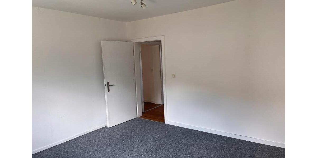 Etagenwohnung Schiffweiler - 2 Zimmer, 65 m&sup2;, 560&euro; | Angebot:25171339