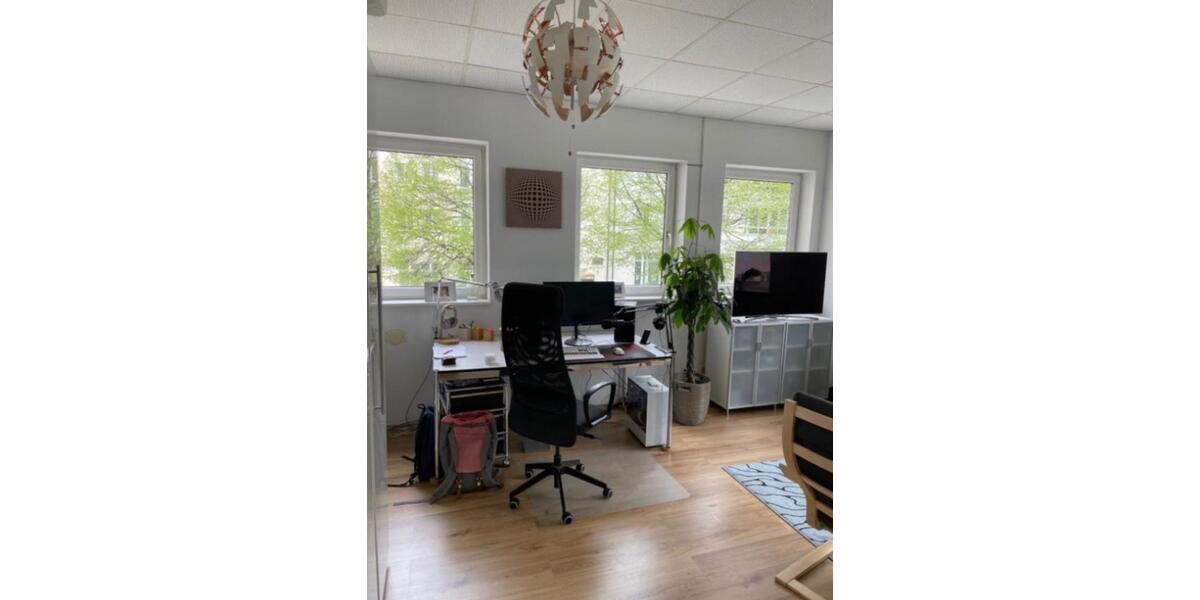 Etagenwohnung Regensburg Ganghofersiedlung - 5 Zimmer, 150 m&sup2;, 580&euro; | Angebot:24836287