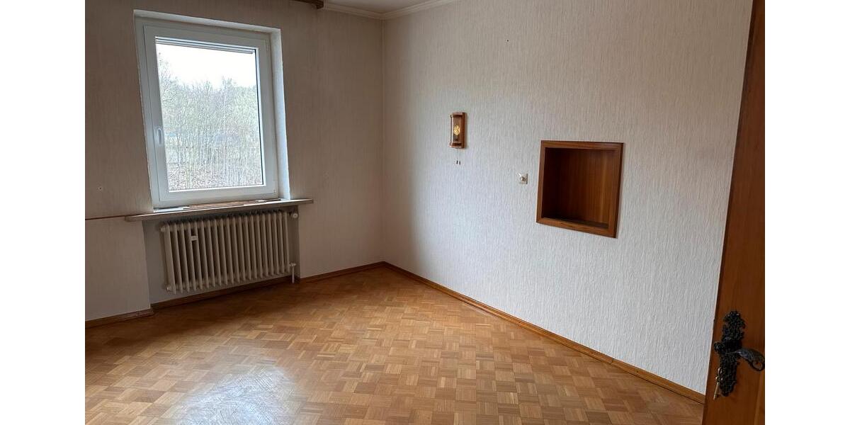 Dachgeschoßwohnung Hof Altstadt - 4 Zimmer, 120 m&sup2;, 650&euro; | Angebot:26591661
