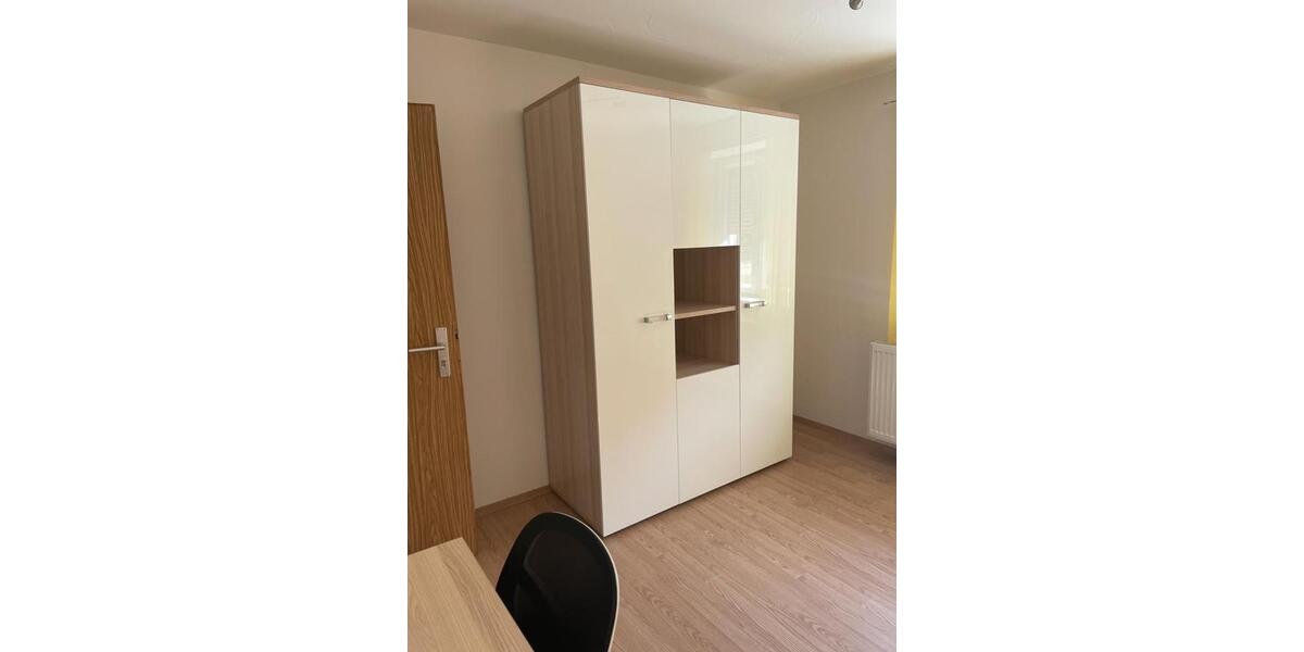 Wohnen auf Zeit Aresing - 5 Zimmer, 360&euro; | Angebot:21191183
