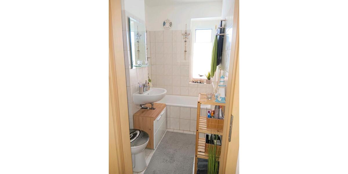 Etagenwohnung Ronneburg - 3 Zimmer, 58 m&sup2;, 462&euro; | Angebot:24588280