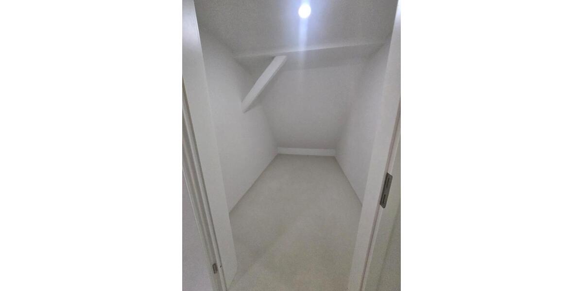 Dachgeschoßwohnung Albstadt Gemarkung Onstmettingen - 3 Zimmer, 100 m&sup2;, 880&euro; | Angebot:24679284