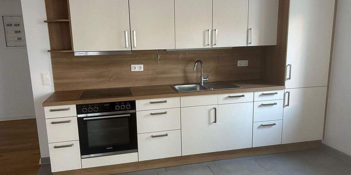 Zimmer Halle (Saale) Innenstadt - 2 Zimmer, 50 m&sup2;, 650&euro; | Angebot:25770424