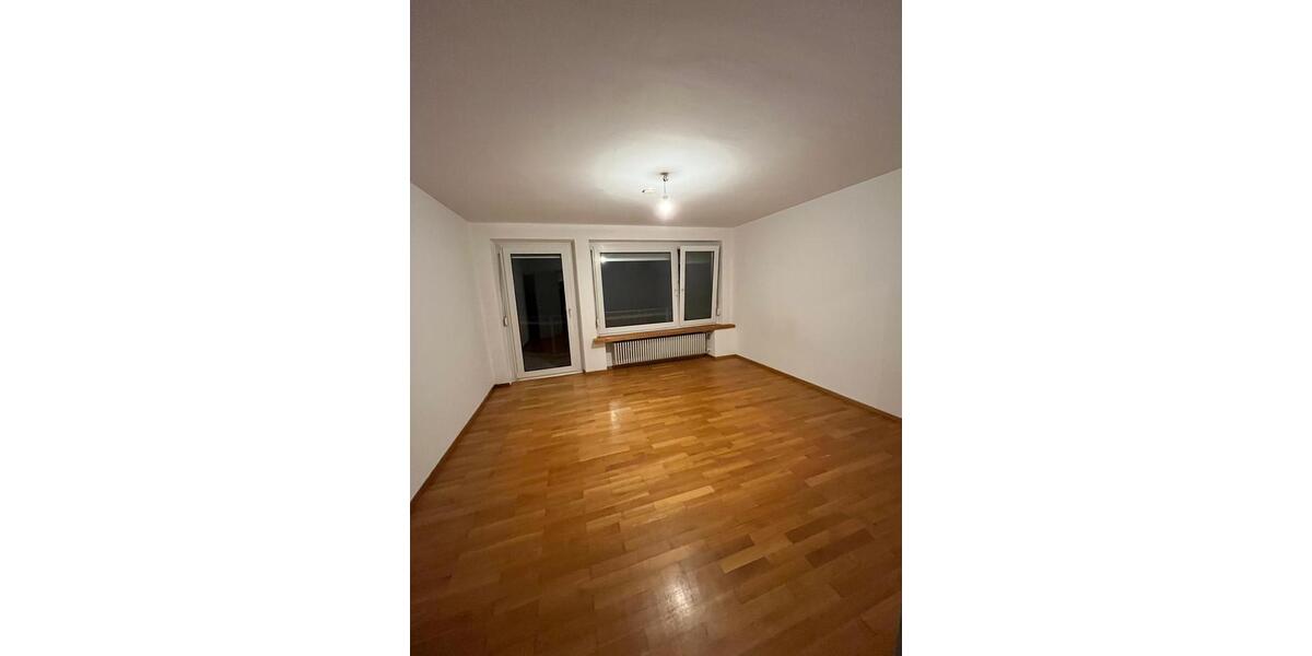 Etagenwohnung Ummendorf - 4 Zimmer, 88 m&sup2;, 1.200&euro; | Angebot:24727459