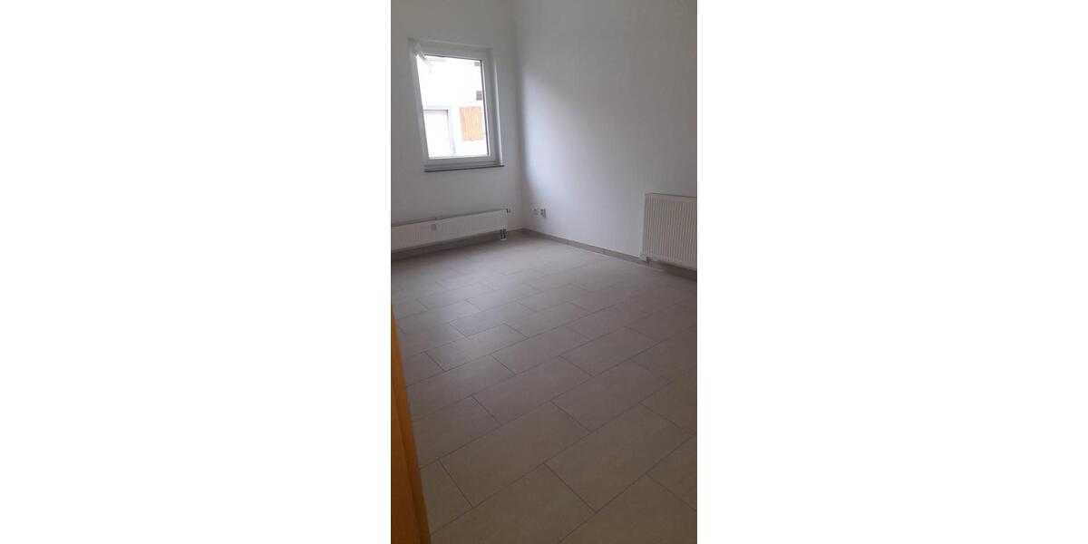 Erdgeschoßwohnung Egeln - 3 Zimmer, 120 m&sup2;, 400&euro; | Angebot:24864782