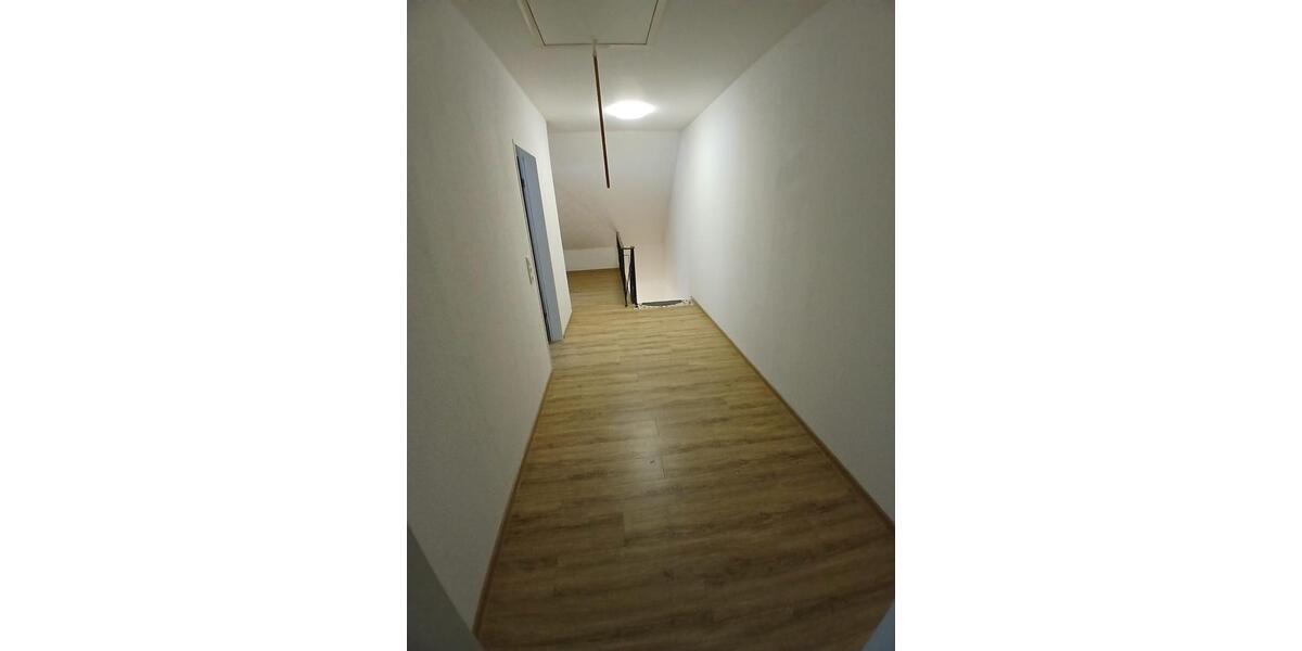 Etagenwohnung Westerstede - 3 Zimmer, 100 m&sup2;, 900&euro; | Angebot:24850246
