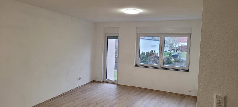 Erdgeschoßwohnung Eiterfeld - 1 Zimmer, 93 m&sup2;, 770&euro; | Angebot:25950851