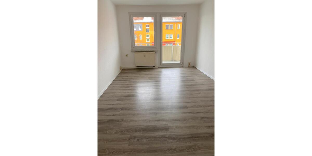 Etagenwohnung Kamenz - 3 Zimmer, 59 m&sup2;, 370&euro; | Angebot:25854226