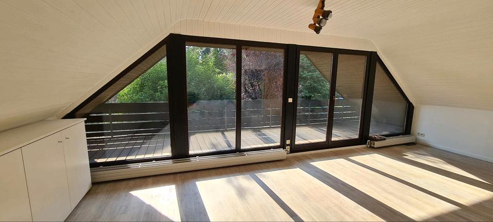 Dachgeschoßwohnung Syke - 3.5 Zimmer, 127 m&sup2;, 900&euro; | Angebot:24511912