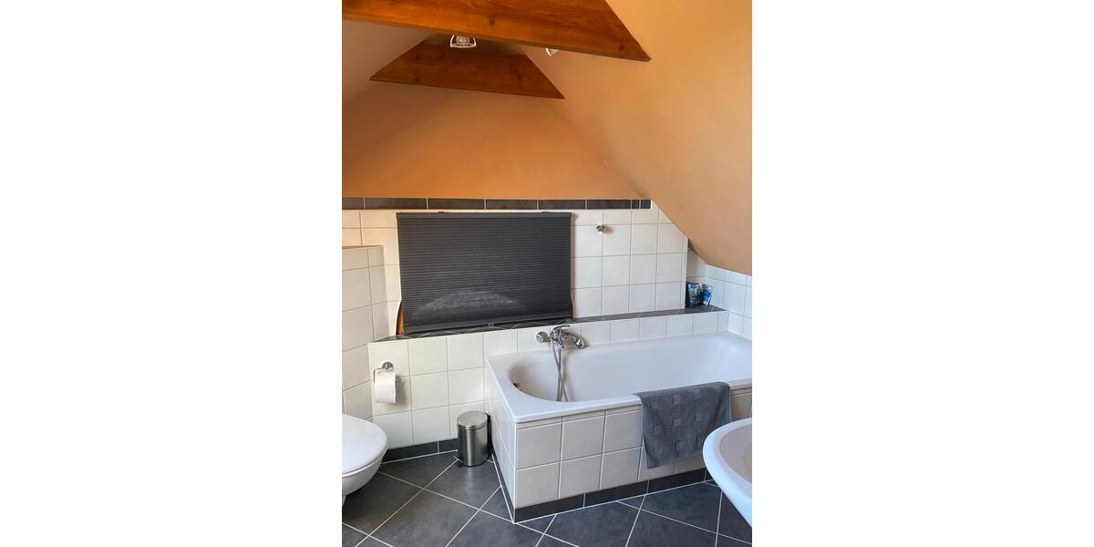 Dachgeschoßwohnung Lemgo - 4 Zimmer, 85 m&sup2;, 730&euro; | Angebot:26374142