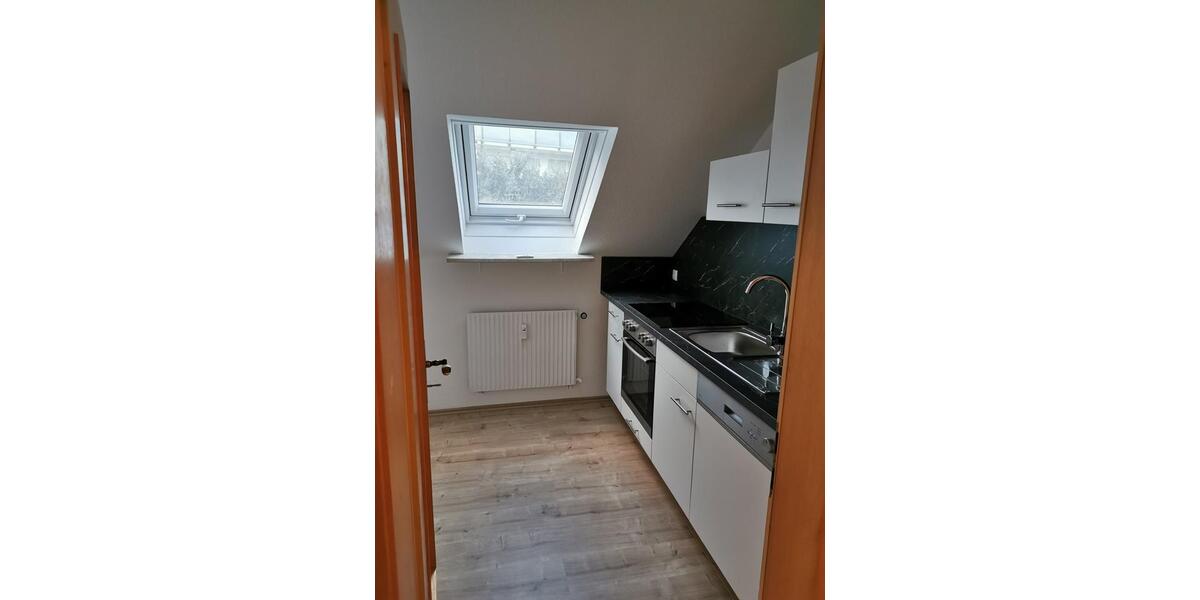 Dachgeschoßwohnung Bad Hersfeld - 3 Zimmer, 75 m&sup2;, 600&euro; | Angebot:24983168
