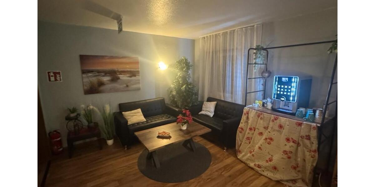 Wohnen auf Zeit Hagen im Bremischen - 8 Zimmer, 400 m&sup2;, 25&euro; | Angebot:24767126
