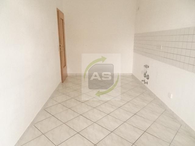 Erdgeschoßwohnung Zwickau Zwickau-Nord - 4 Zimmer, 96 m&sup2;, 669&euro; | Angebot:25854233