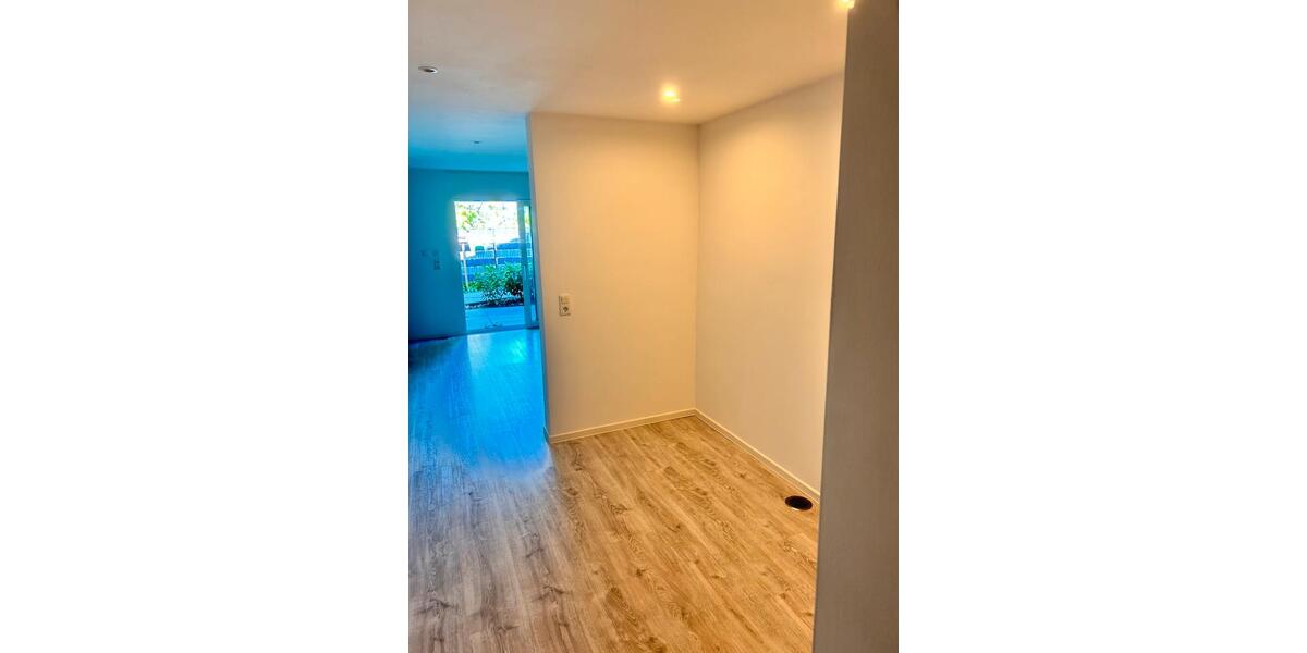 Erdgeschoßwohnung Straubing - 3.5 Zimmer, 75 m&sup2;, 900&euro; | Angebot:26620656