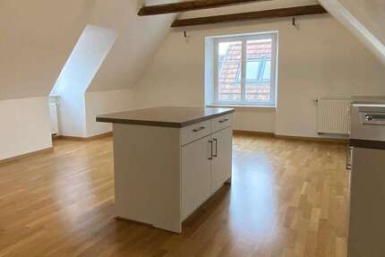 Wohnung Kempten Auf der Halde - 3 Zimmer, 105 m&sup2;, 1.220&euro; | Angebot:26836772