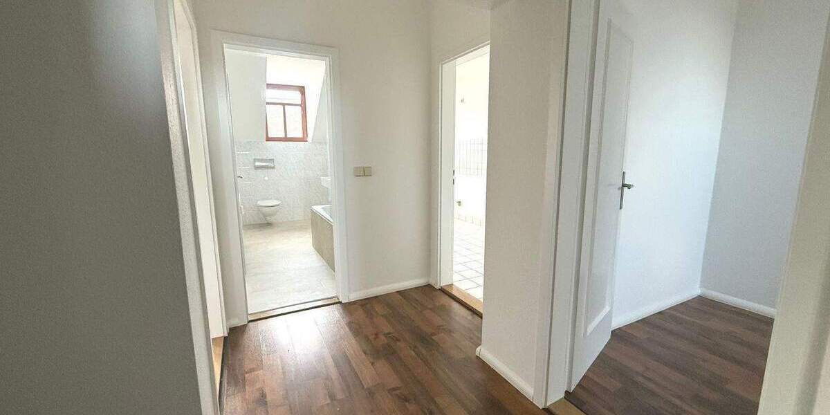 Etagenwohnung Chemnitz Gablenz - 3 Zimmer, 64 m&sup2;, 355&euro; | Angebot:26540797