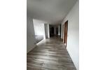 Schöne 3,5 Zimmer Wohnung mit Garage, Einbauküche, sep. Gäste WC usw. zimmer