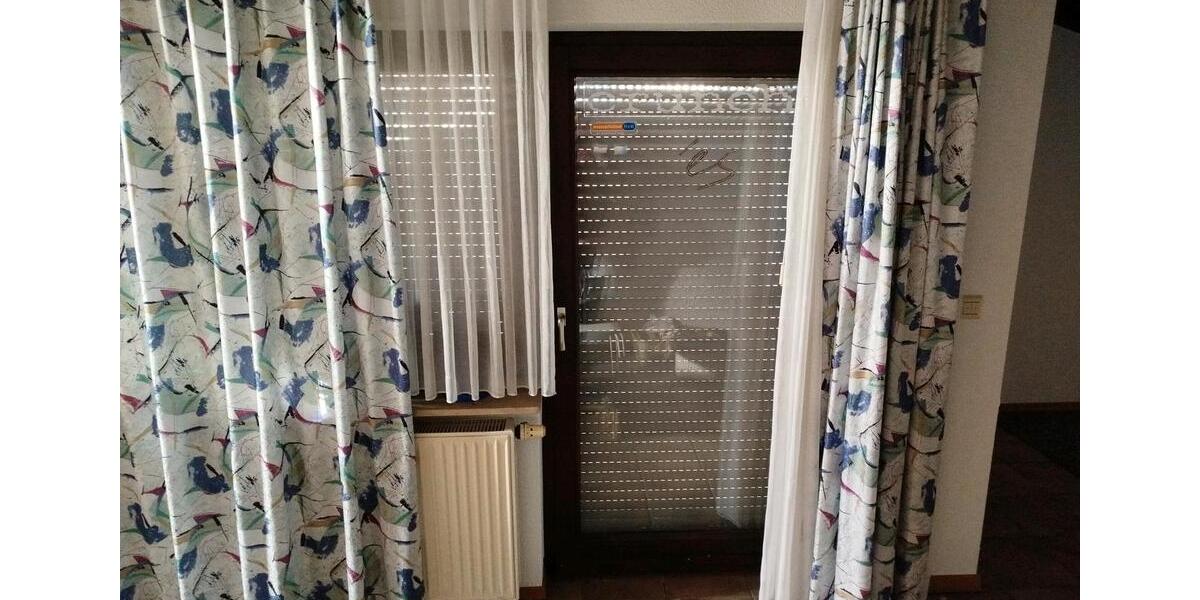 Dachgeschoßwohnung Massenbachhausen - 1 Zimmer, 35 m&sup2;, 650&euro; | Angebot:24601502