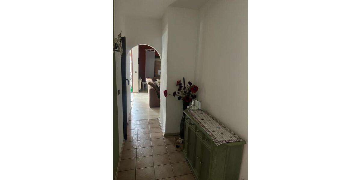 Dachgeschoßwohnung Obertshausen - 4 Zimmer, 100 m&sup2;, 1.300&euro; | Angebot:25046830