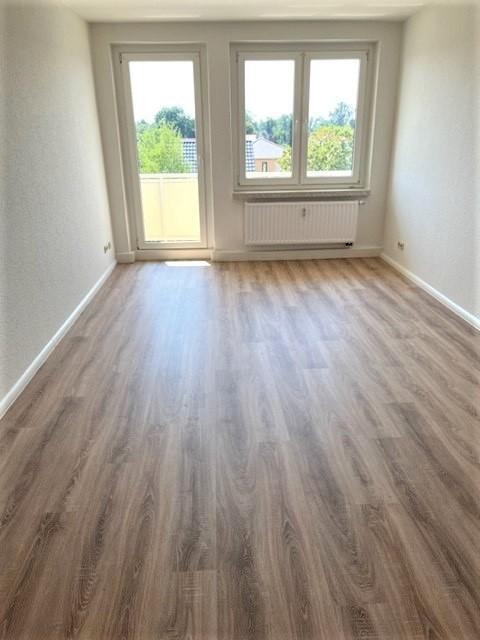 Frisch renovierte 3-Zimmer mit Balkon und weitem Blick! zimmer