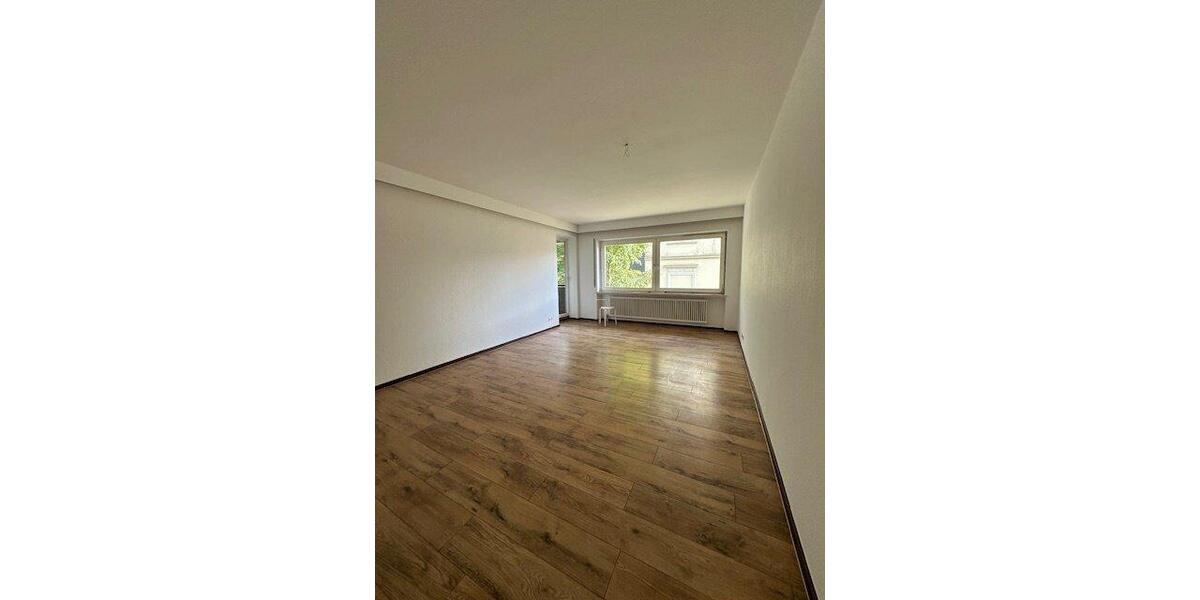 Etagenwohnung Zetel - 3 Zimmer, 92 m&sup2;, 900&euro; | Angebot:26634778