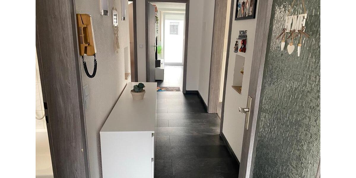 Dachgeschoßwohnung Weißbach - 3.5 Zimmer, 80 m&sup2;, 1.050&euro; | Angebot:26618449