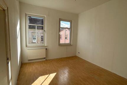 Helle 5-Zimmer Wohnung in Zentrumslage von Apolda 5 zimmer