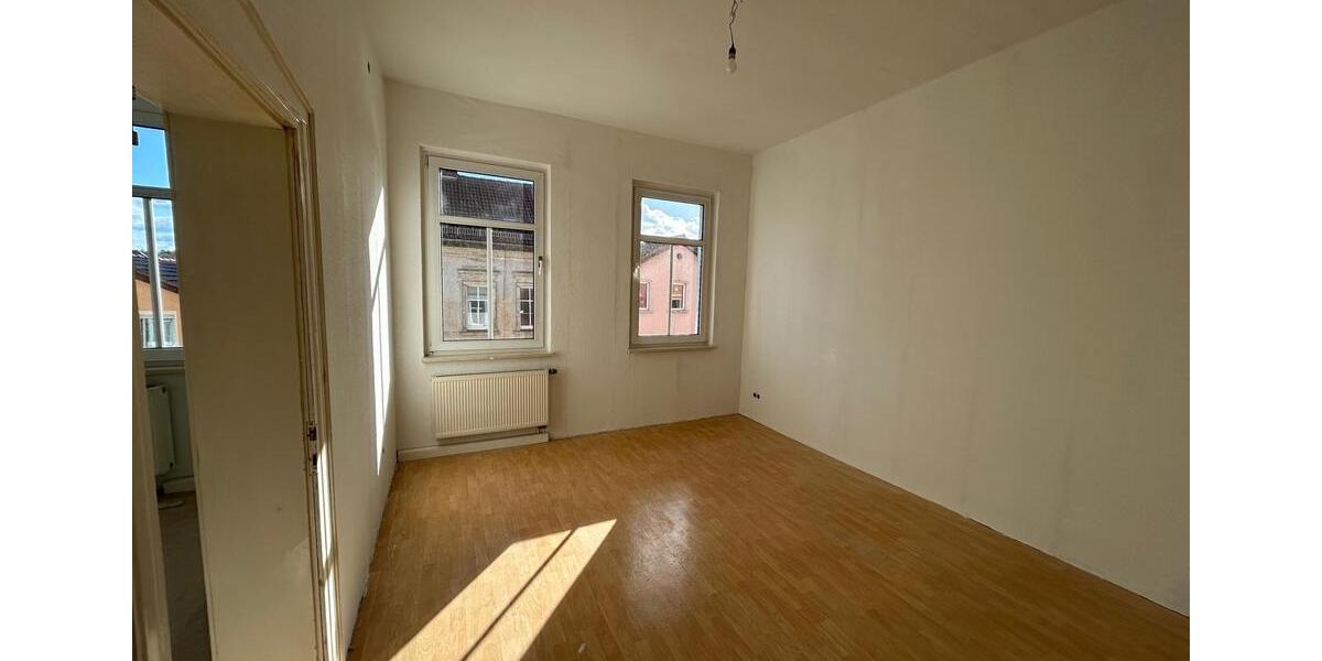 Helle 5-Zimmer Wohnung in Zentrumslage von Apolda 5 zimmer