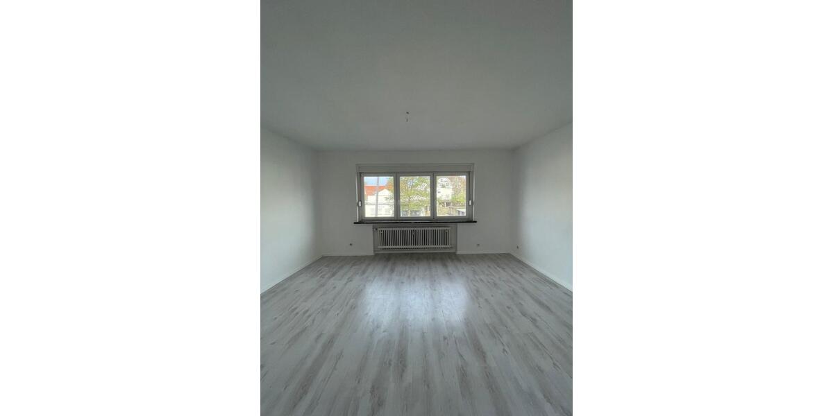 Etagenwohnung Helmstedt - 3 Zimmer, 89 m&sup2;, 550&euro; | Angebot:24779389