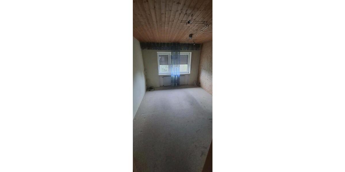 Erdgeschoßwohnung Sinntal - 5 Zimmer, 125 m&sup2;, 1.050&euro; | Angebot:26539098